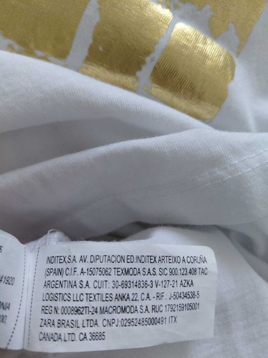 Tshirt biały ze złotą aplikacją Zara