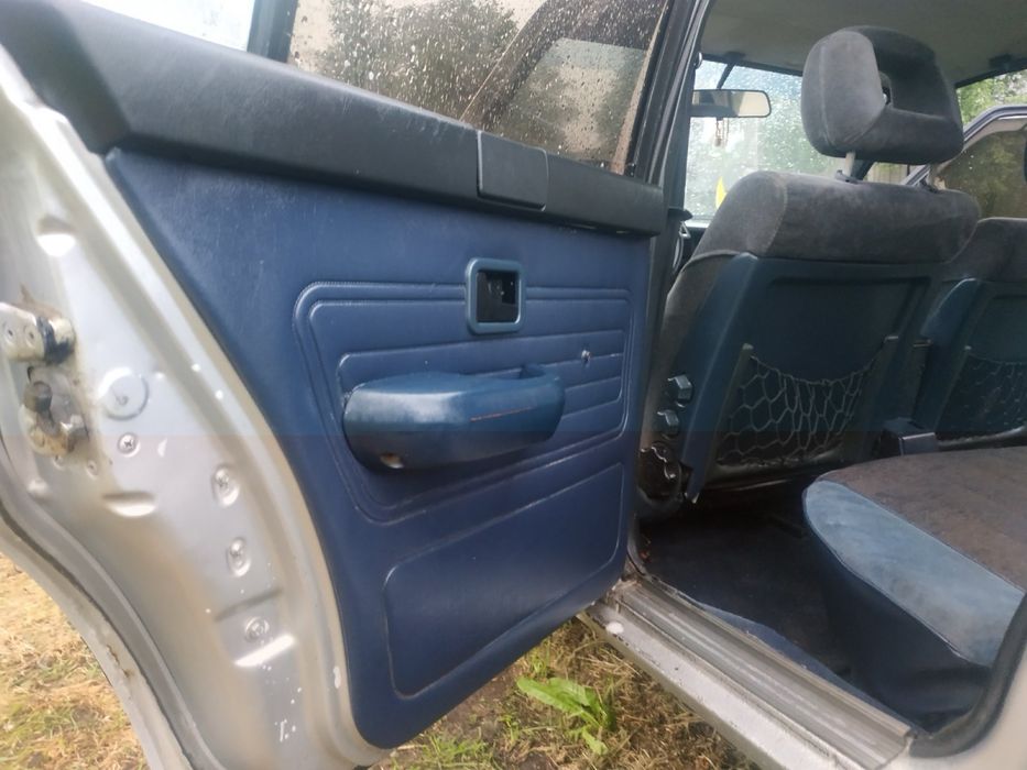 BMW E28 m20 (авто приваблює увагу людей) ТЕРМІНОВО