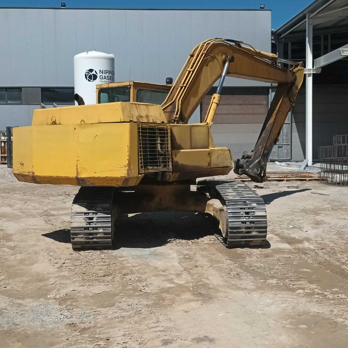 Giratória Komatsu 210 de 1990