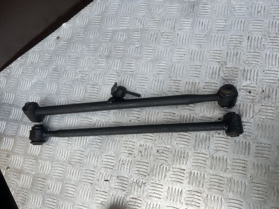 Задняя тяга Тойота рав4 год 04 toyota rav4