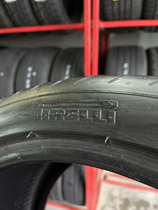 шини 305/30/19 ріреллі