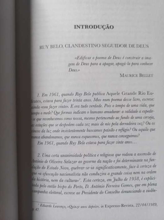 Aquele Grande Rio Eufrates - Ruy Belo