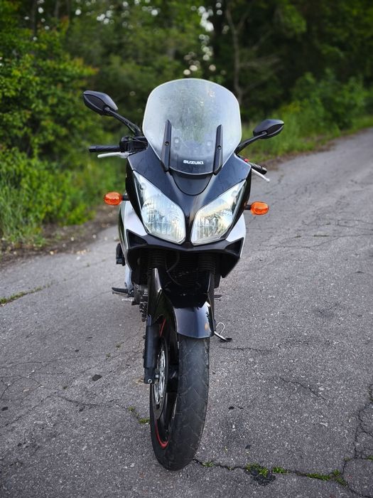 Suzuki V-strom 650