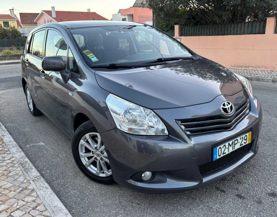 Toyta Verso 2.0D 126cv 2011