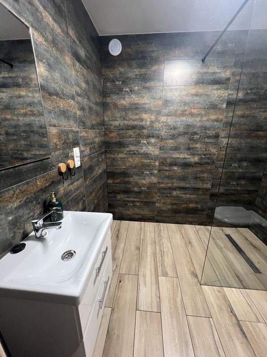 Domki i Apartamenty/ Jacuzzi/ Mazury/Noclegi