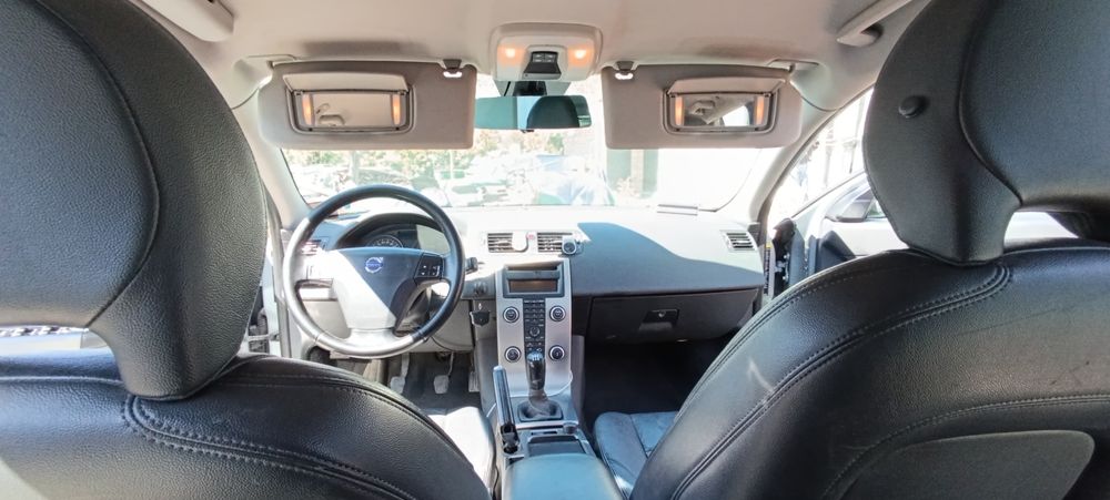 Volvo v50 2009г 1.6 д