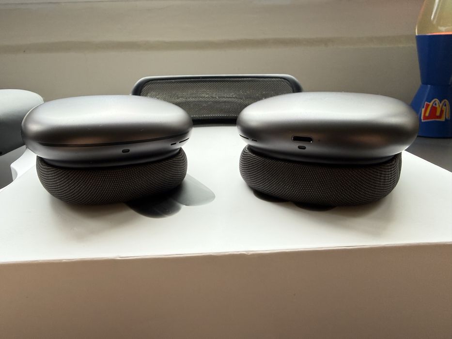 AirPods Max 1 gen.