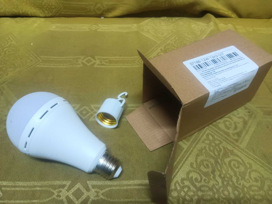 Лампа аккумуляторная   Е27, 12W, 15W, 6000К