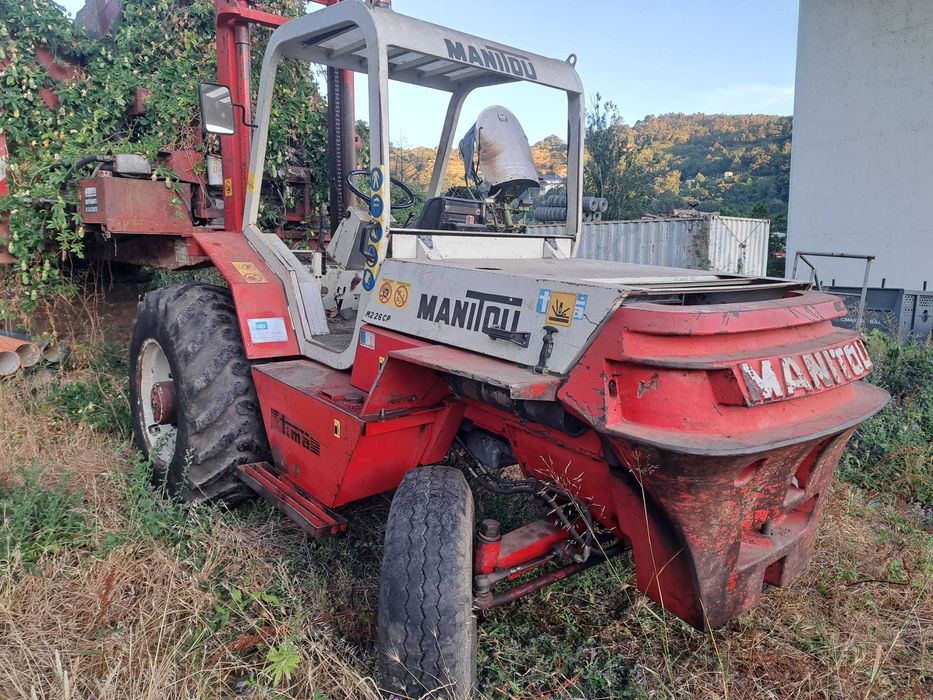 Empilhador MANITOU