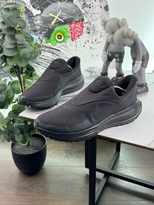 Кросівки Nike Revolution 45.5 розмір Е14527