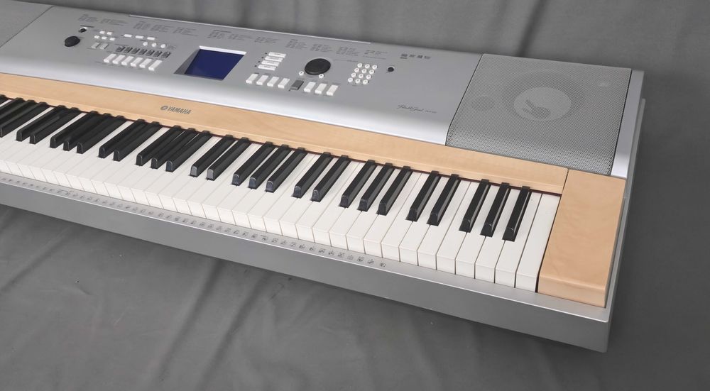 Yamaha DGX 620 Pianino Elektryczne + Stojak