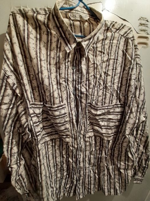 Blazer preto tamanho 54 da WEEKEND e outras roupas