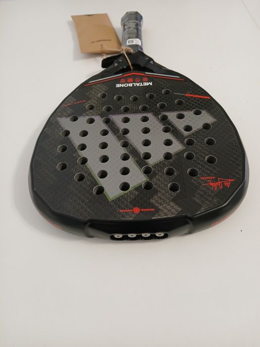 Adidas metalbone 2026