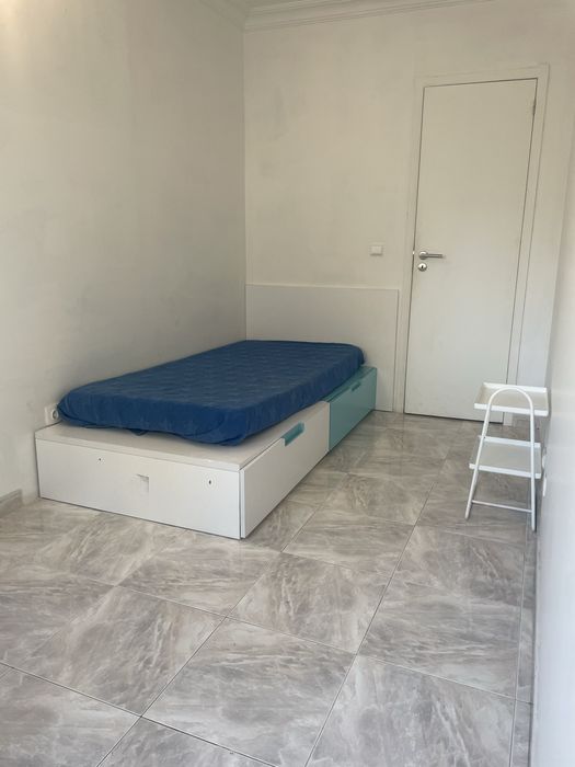 Quarto solteiro - Prior Velho