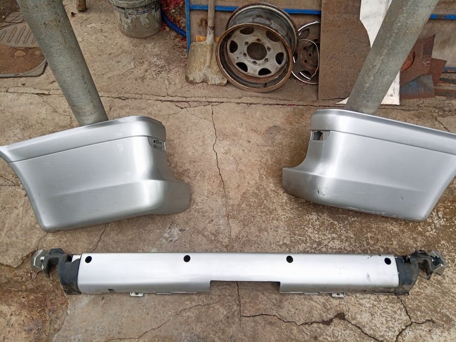 Бампер задний вито 639