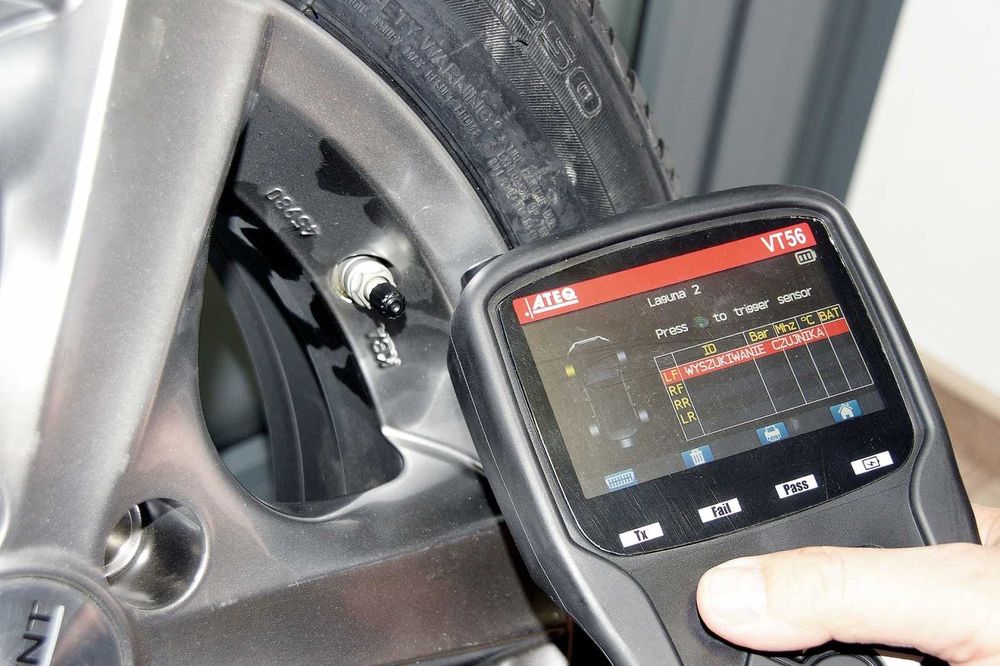 Adaptacja, programowanie, klonowanie i diagnostyka czujników w oponach