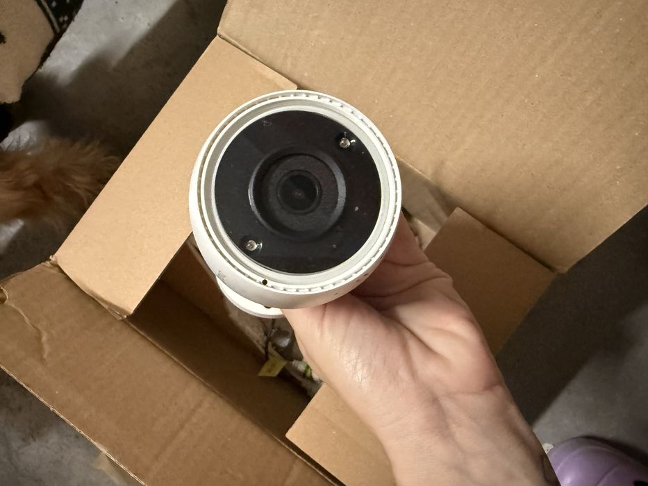 Kamera zewnętrzna Ezviz.