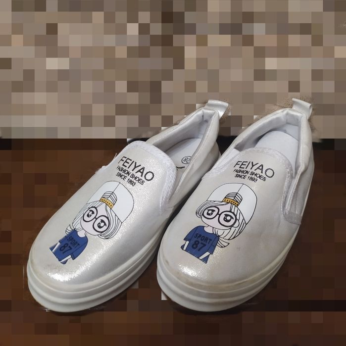 Детские слипоны.