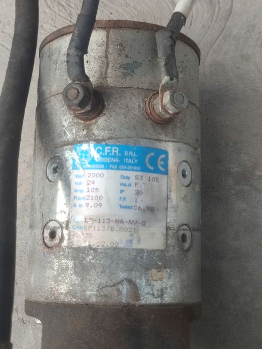 Silnik z pompą hydrauliczna na 24V