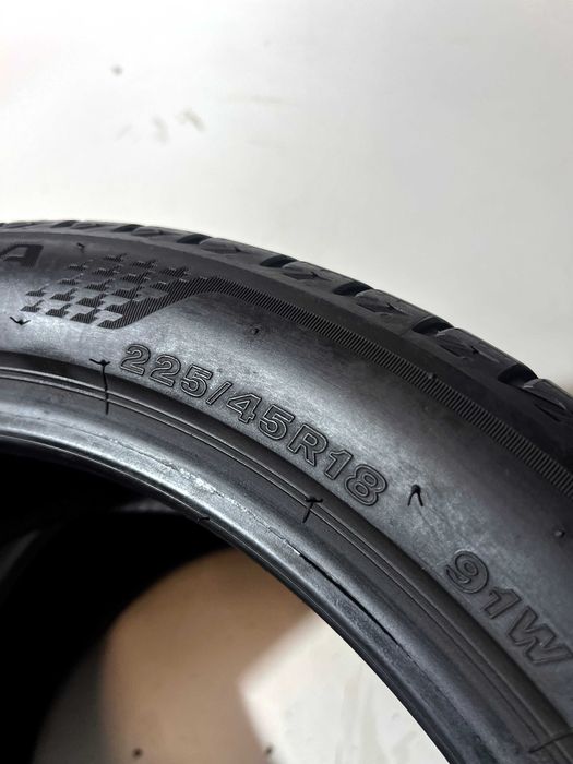Pneus Bridgestone Turanza T005 - 225/45/18 - Como NOVOS