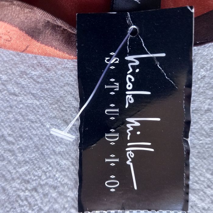 Nowa chusta 100% jedwab 87x87cm