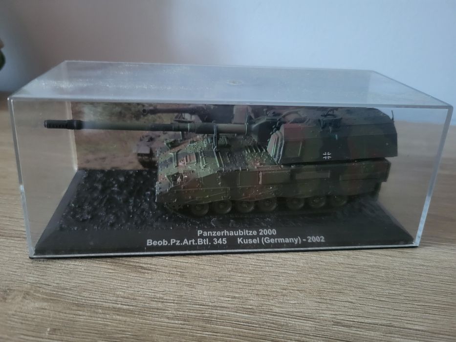 Miniatura Militar Panzerhaubitze 2000 (PzH 2000) Bundeswehr - Coleção