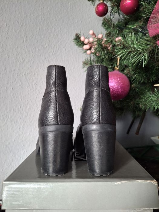 H&M  skórzane botki damskie 35