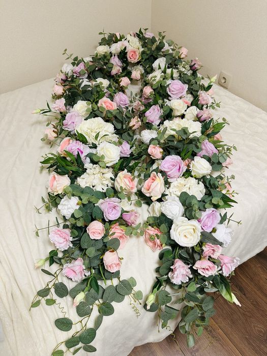 Композиції з штучних квітів/Весільна арка/Екібана/Декор весілля/фасаду