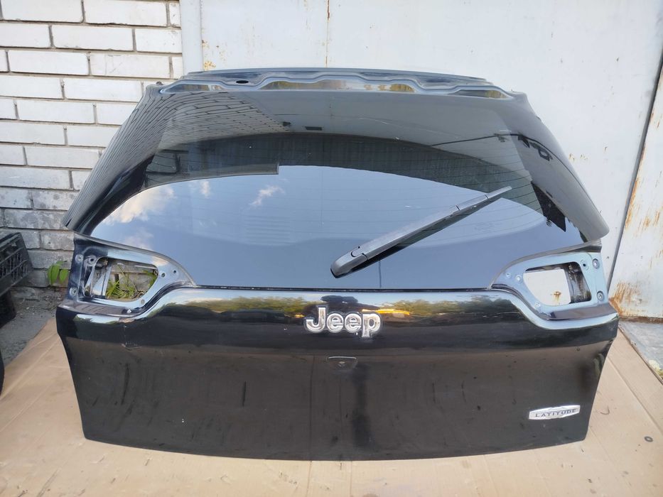 кришка багажника (ляда) JEEP CHEROKEE KL