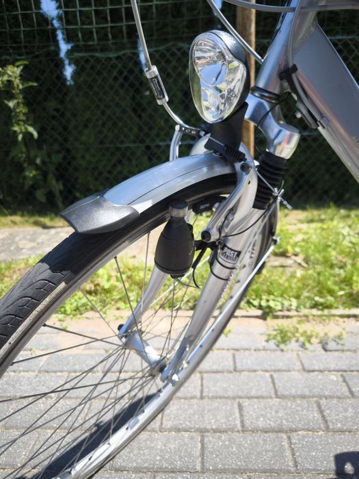 Batavus On Track 28" Trekkingowy | 24 Biegi | Amortyzacja | Rama 21"/54 cm