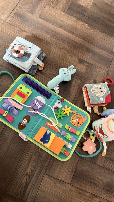 Zestaw zabawek dla niemowlaka