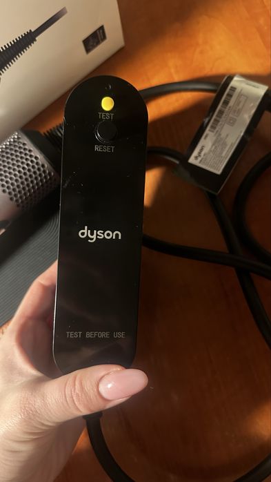 Dyson airstrait Випрямляч - Фен выпрямитель