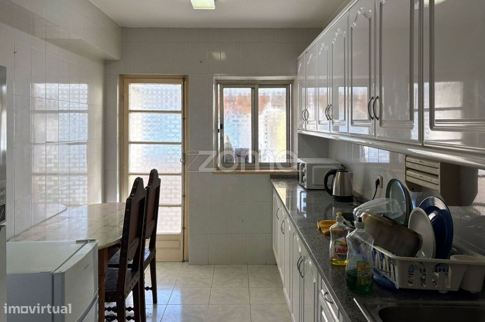 Arrendamento T3 – Famões, Odivelas | 1.350€/mês