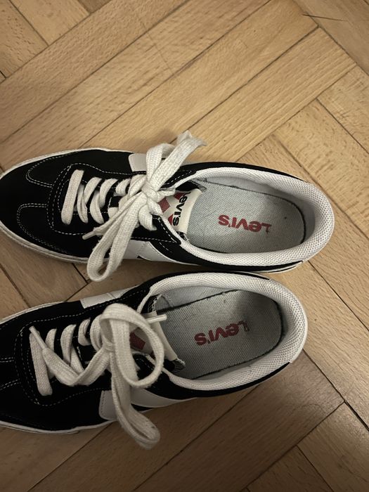 Sneakersy Levis czarne