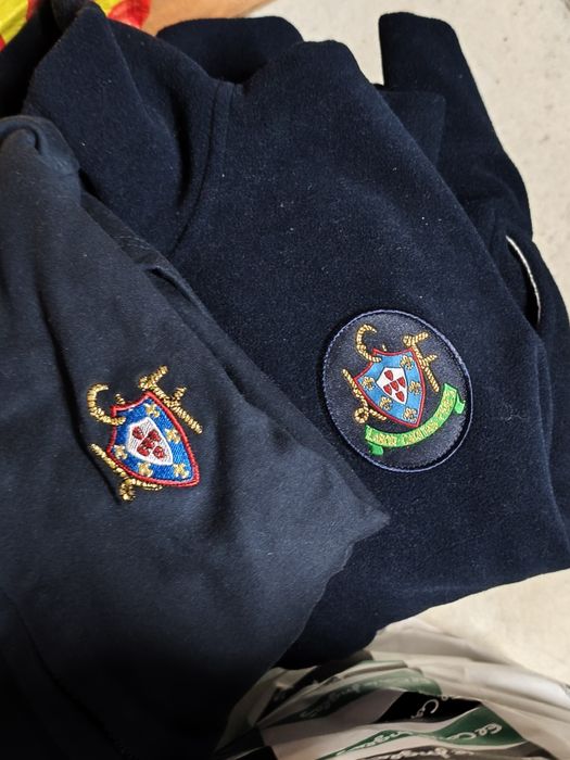 Lote roupa Colégio Luso Francês