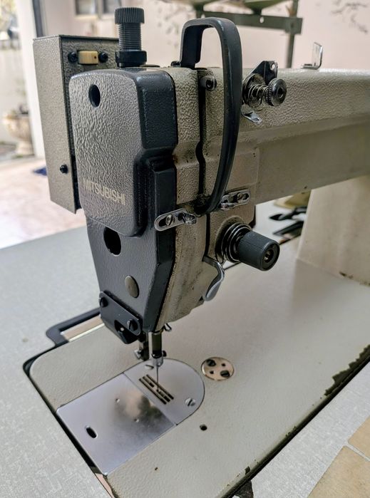 Máquina ponto corrido, MITSUBISHI - LS2-1280 (Trifásica)