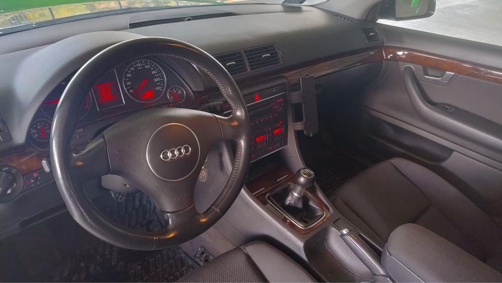 Audi A4 B6 rok budowy 2004 silnik 1.9 TDI 131 KM