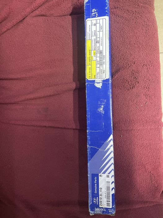 Розподільний вал Camshaft LH Hyundai 2.7 v6 24910-3E010