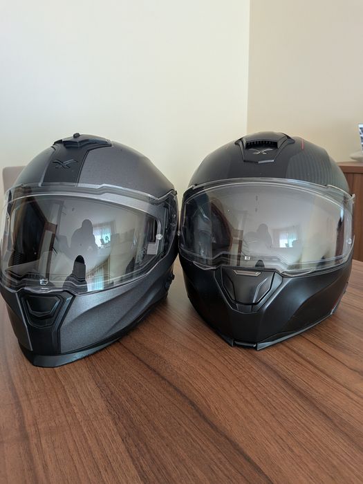 2 Capacetes NEXX + 2 Intercomunicadores Sena (X.WST2 Carbon XL + SX.100 / Titânio) -  negociável