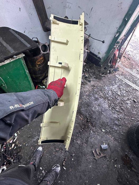 Накладка потолка ляды Audi Q5 8RB