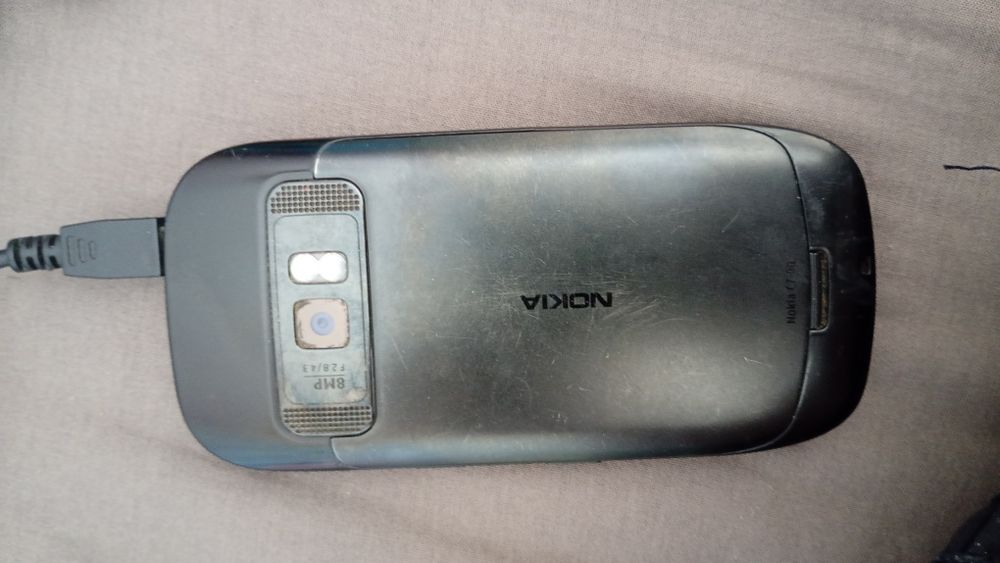 Nokia C7 00 używana