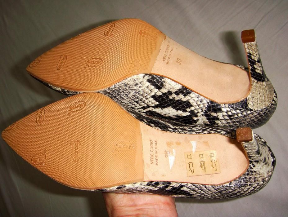 Czółenka Prima moda Zago r 36 wężowe odcienie beżu