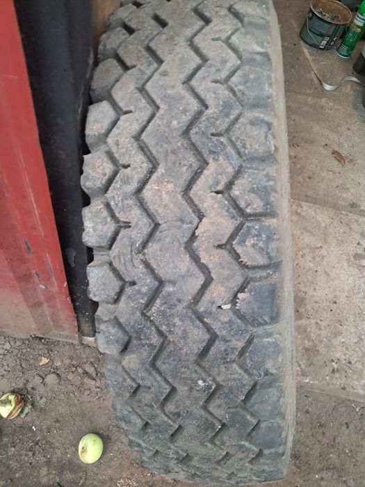 Opony do wozu  8.40 R15