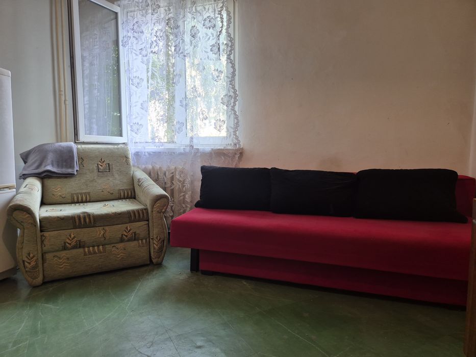 Wynajmę kawalerkę na parterze