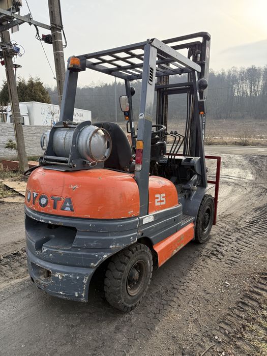 Wozek Widłowy Toyota 6FG25 4y duplex triplex