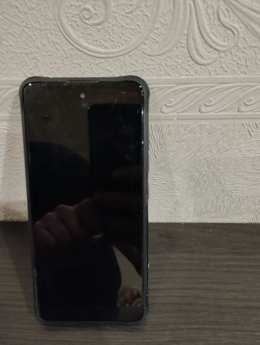 Продам телефон BISON GT