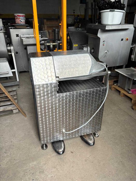 Kuter do mięsa 30 litrów