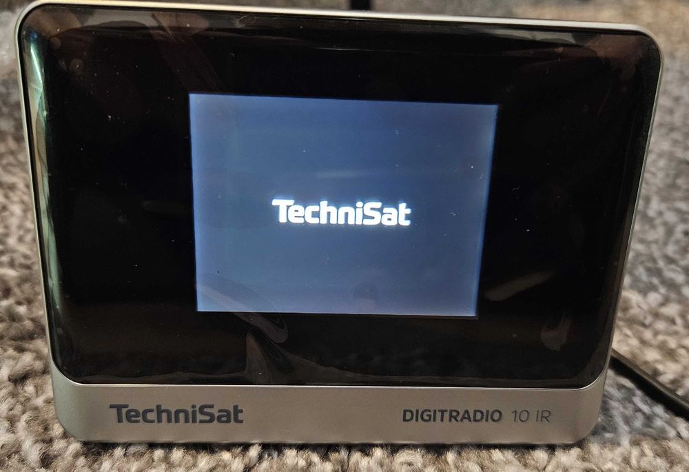 Tuner Radio sieciowe DAB+, FM, internetowe TechniSat Digitradio 10 IR