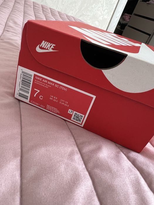 Кросівки найк оригінал