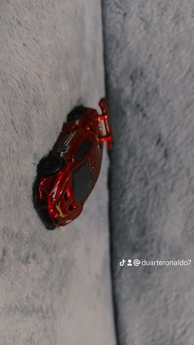 Vendo carrinho da hot wheels raro